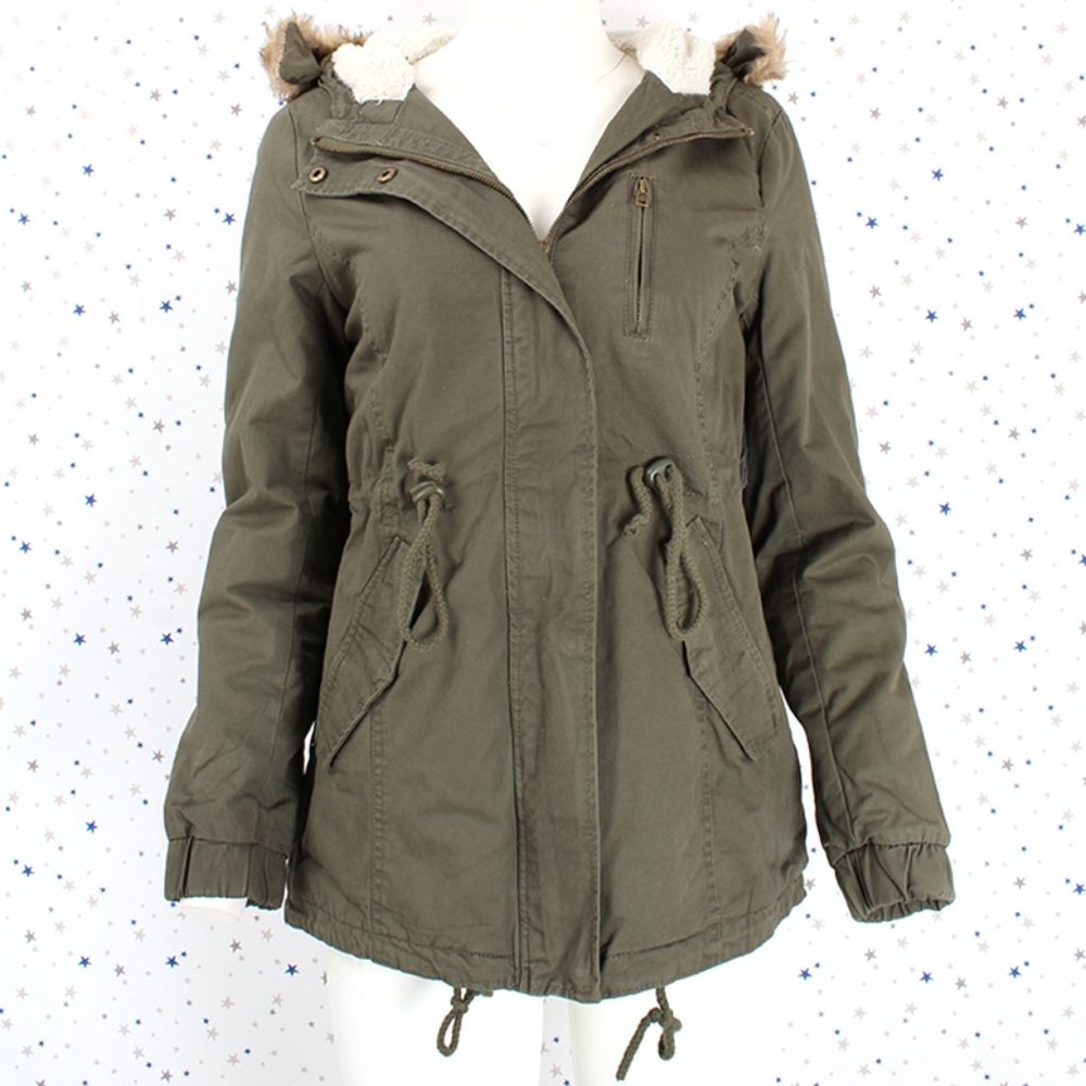Olive Faux Fur Hooded Sherpa Lined Utility Jacket - Picture 4 of 16